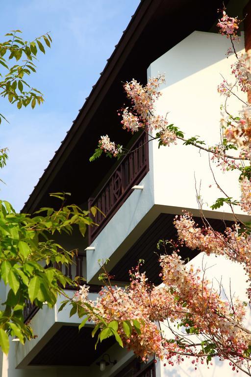 Korat Resort Hotel Накхонратчасіма Номер фото