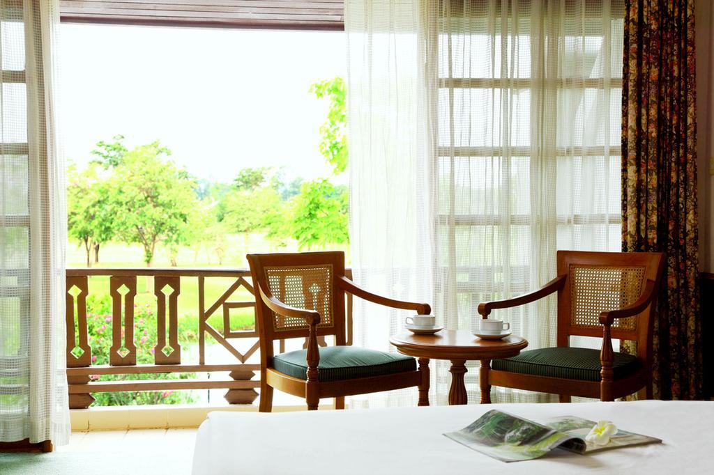Korat Resort Hotel Накхонратчасіма Екстер'єр фото